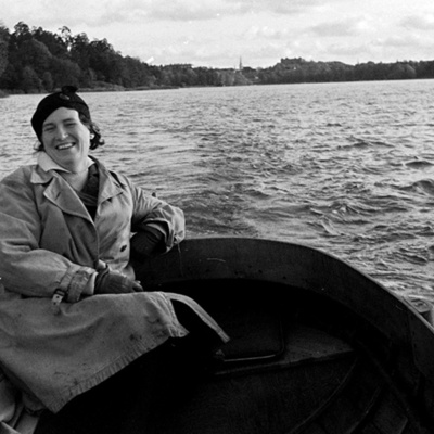 Solb 2022 23 07 - Olga Classon på båttur, 1934