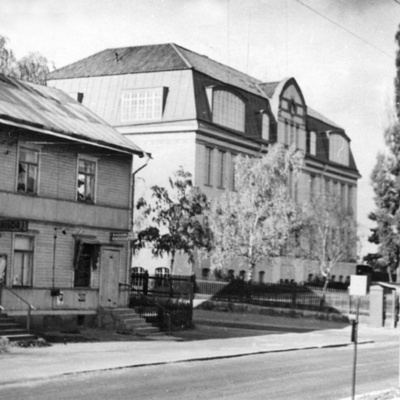 Solb 1983 22 20 - Huvudstagatan och Huvudsta skola, 1951