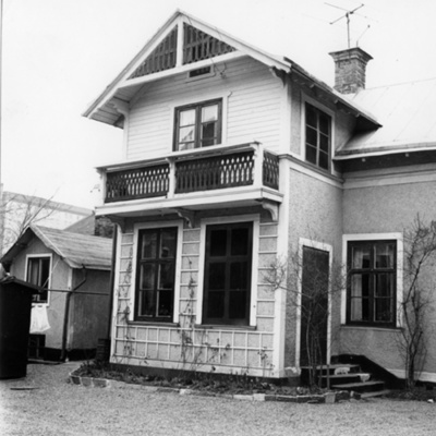 Solb 1978 15 107 - Villa