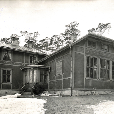 Solb 2015 01 94 - Ulriksdals skola omkring 1900