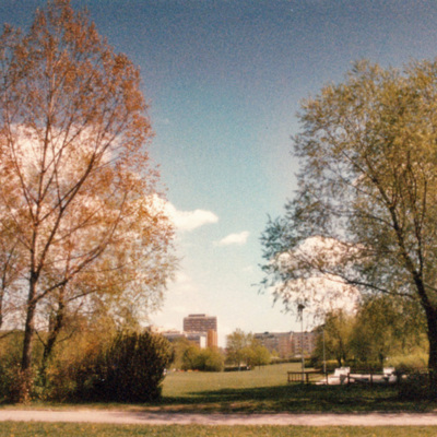 Solb 1996 16 90 - Skytteholmsparken