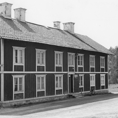 Solb 1978 32 111 - Statarlänga vid Överjärva gård
