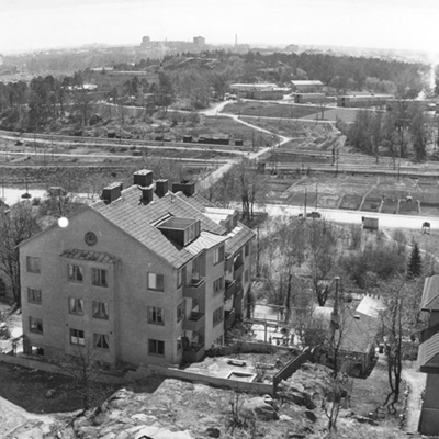 Solb 2019 24 03 - Panorama mot Huvudsta, 1957