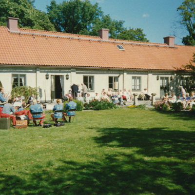 Solb 1990 1 1 - Gårdshus