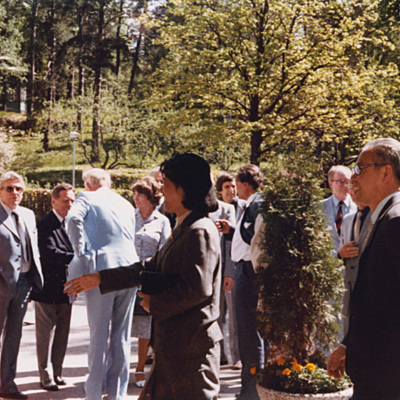 Solb 1997 22 319 - Kinas ambassadör Wu Jiagan på besök