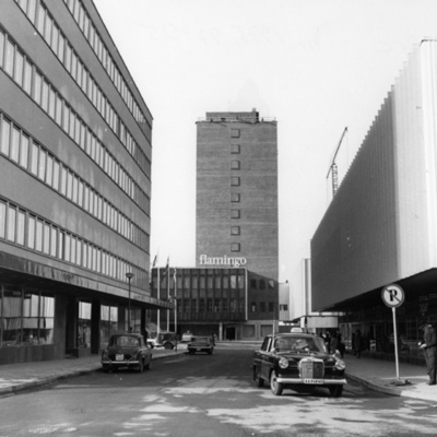 Solb 1978 97 25 - Hotellgatan i Solna Centrum