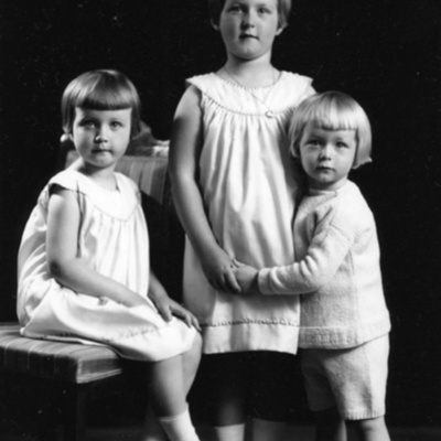 Solb 1978 106 7 - Pastor Bergs barn