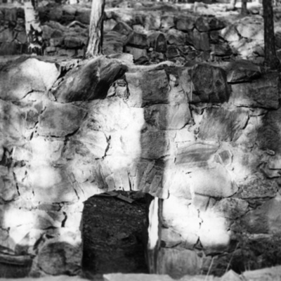 Solb 1978 46 9 - Ruinerna i Haga