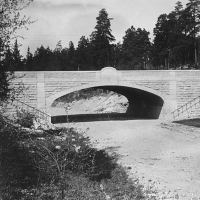 Solb 1988 44 147 - Viadukt