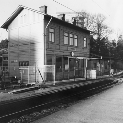 Solb 1980 66 2 - Järnvägsstationen i Ulriksdal