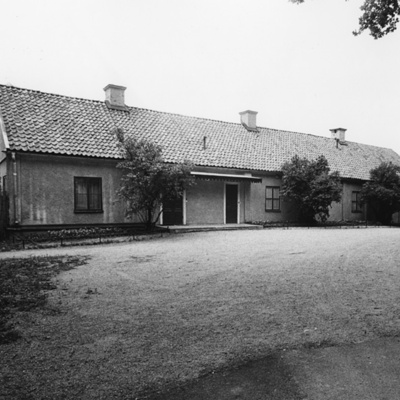 Solb 1978 46 122 - Gårdshus