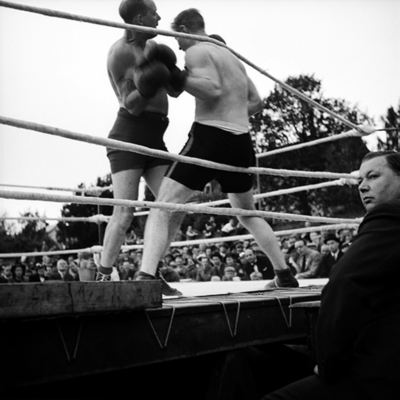 Solb 2015 10 89 - Boxningsmatch mellan Harry Persson och Olle Tandberg på Hagalunds IP, 1938