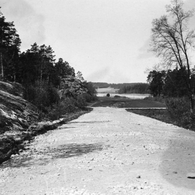 Solb 1978 17 52 - Väg ner till Råstasjön, omkring år 1900-1920