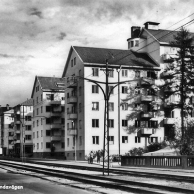 Solb 2001 11 75 - Råsundavägen vid Solna station