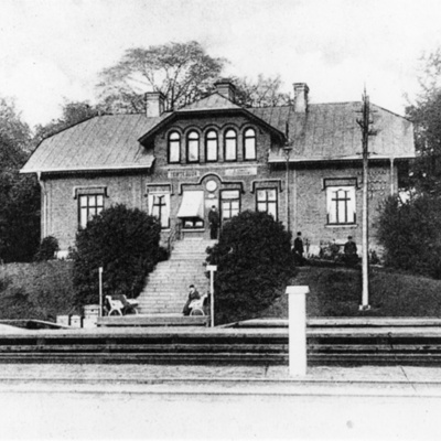 Solb 1988 47 1 - Stationshuset vid Tomteboda