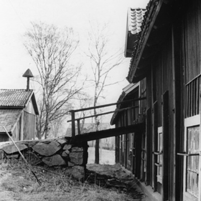 Solb 1999 13 3 - Ladugård