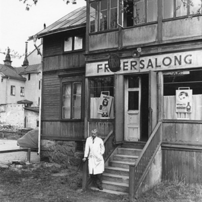 Solb 1978 98 19 - Frisersalong