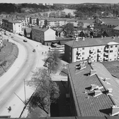 Solb 1988 21 53 - Vy över Ritorp, Järva Krog och Enköpingsvägen, 1962