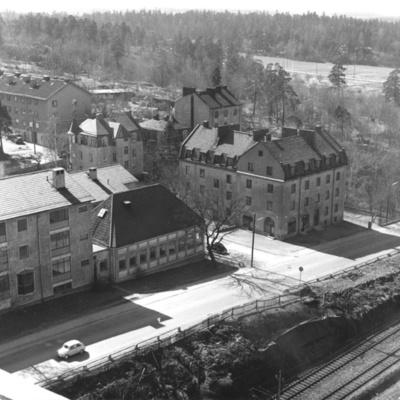 Solb 1978 97 245 - Vy från Albygård mot Huvudstafältet