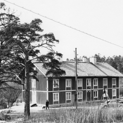 Solb 1996 19 10 - Statarlänga vid Överjärva gård