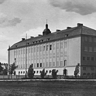 Solb 1978 17 55 - Råsunda folkskola