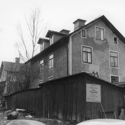 Solb 1978 16 46 - Gårdshus
