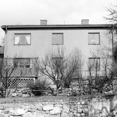 Solb 1981 25 128 - Villa
