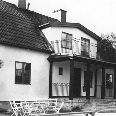 Solb 1978 24 28 - Prästgård på Sagagatan