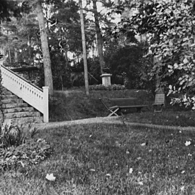 Solb 2001 12 10 - Trädgården vid Fjällnäs, 1900