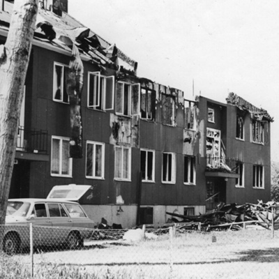 Solb 1996 8 33 - Solgatan 36-38 efter branden, 1982