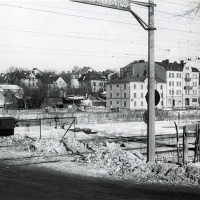 Solb 2014 18 02 - Järnvägsövergången vid Huvudsta torg, 1960-tal
