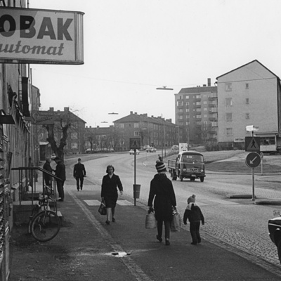 Solb 1987 19 6 - Enköpingsvägen med Majhill, 1966