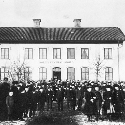 Solb 1978 11 3 - Barn och lärare vid Centralskolan i Hagalund, 1907