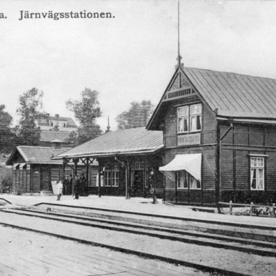 Solb 2011 05 174 - Järnvägsstation i Huvudsta