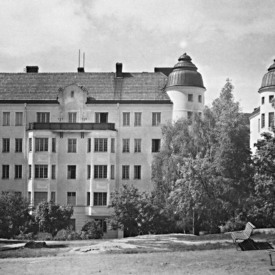 Solb 2001 11 255 - Kvarteret Slottet i Råsunda