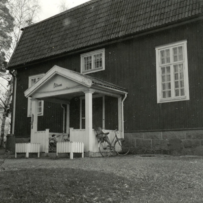 Solb 2022 18 06b - Bostadshus vid Järva skjutbanor, 1983
