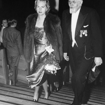 Solb 1996 20 199 - Prinsessan Sibylla och skolinspektör C. Nathan Hedlund, 1948
