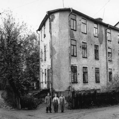 Solb 1983 23 13 - Björkeholm och Novilla i Huvudsta