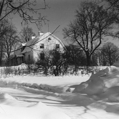Solb 1997 7 4 - Överjärva, gamla boningshuset