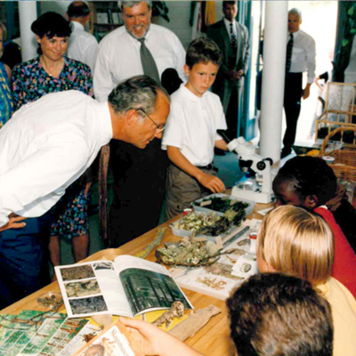 Solb 2022 06 10 - Kung Carl XVI besöker Överjärva gård, 1996