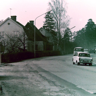 Solb 2023 11 13 - Trafik vid Råstahem