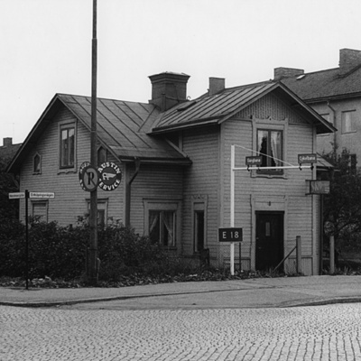 Solb 1987 19 22 - Skomakare vid Enköpingsvägen 5, 1965