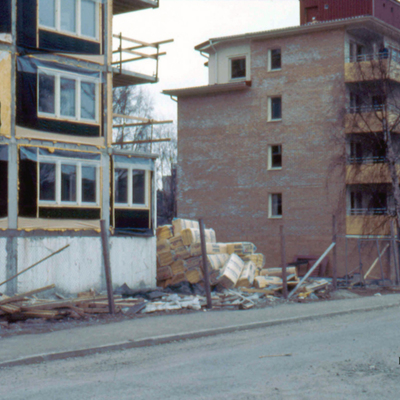 Solb 2015 04 05 - Byggarbete på Blomgatan
