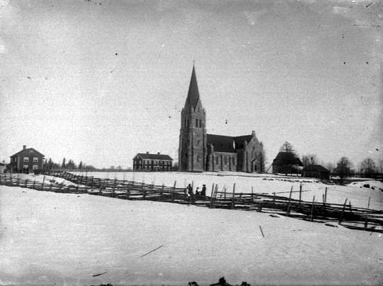 Norra Solberga nya kyrka uppfördes åren 1898-19...