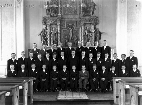 Konfirmation  i Eksjö kyrka 10/5 1947.