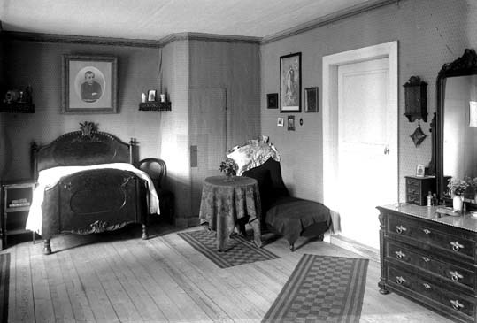 Interiör från Hult Bjersby år 1952.Sovrum.