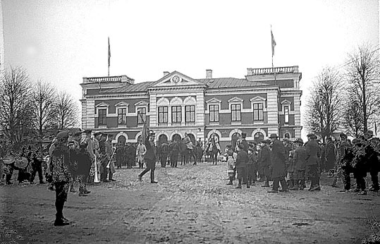 Kalmar regementes intåg i Eksjö 4/11 1914.(III)