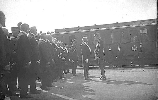 Bild från kungabesöket i Eksjö den 13/9 1925. V...