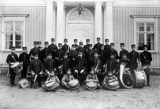 Kalmar Regementes sista musikkår, 1927,  med ol...