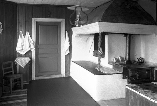 Interiör från Hult Bjersby år 1912. Köket.